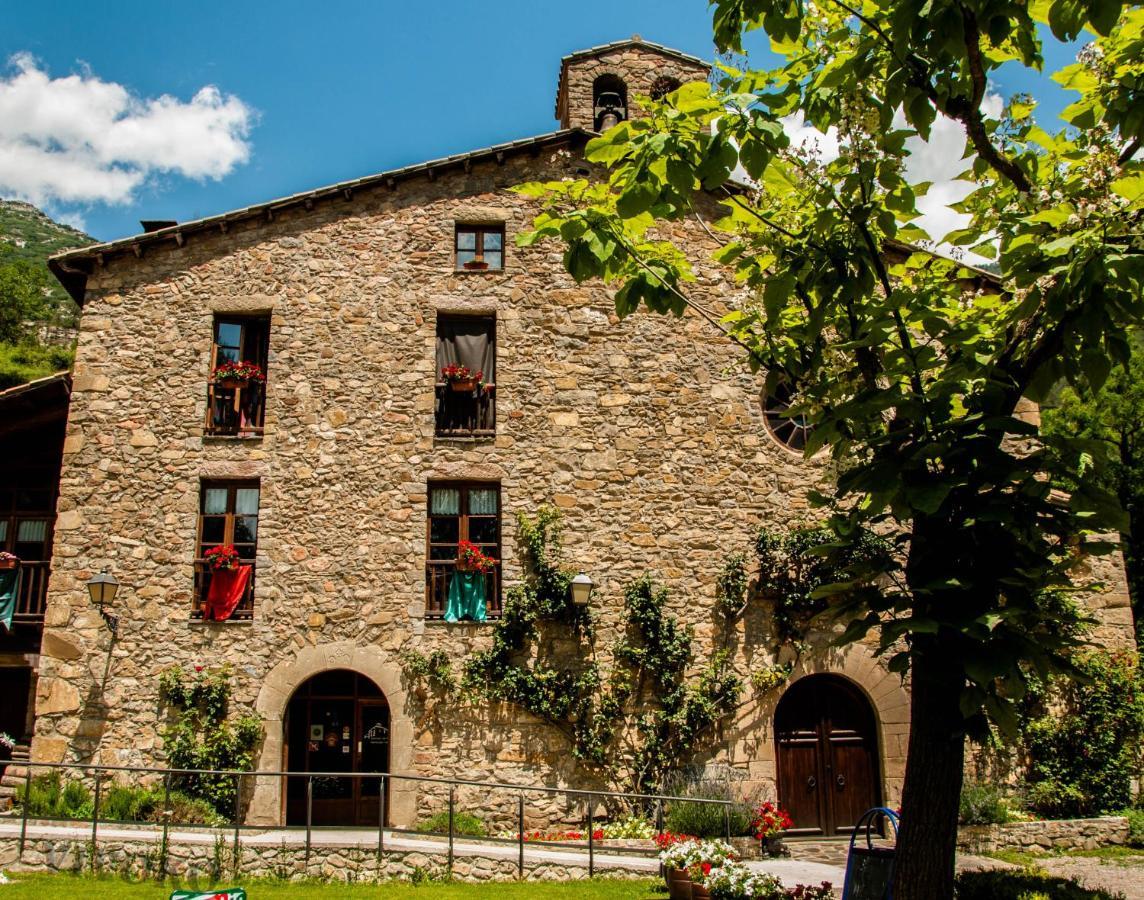 Hostal Santuari De Paller Baga Exterior photo