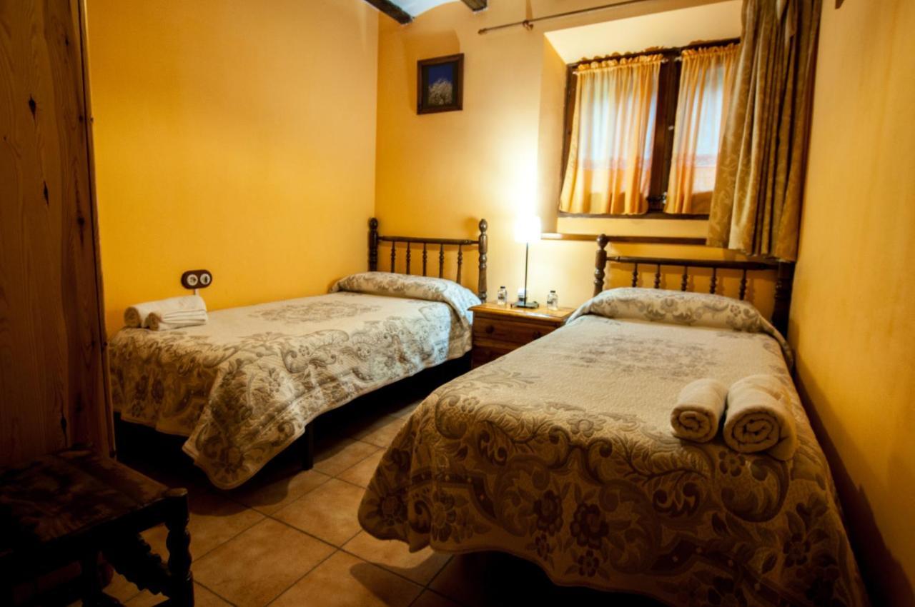 Hostal Santuari De Paller Baga Exterior photo